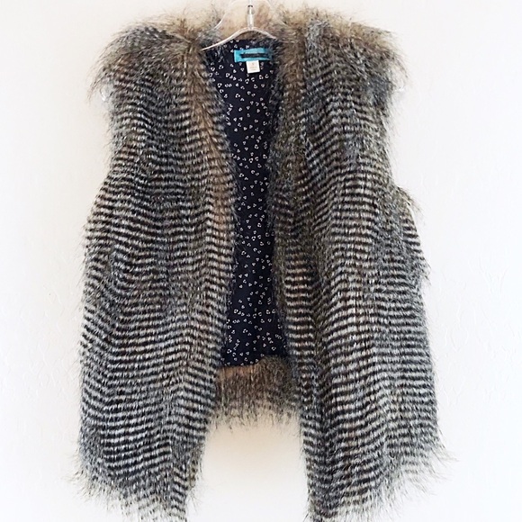 Faux Fur Vest Animal Print Open Front Layering Piece Women’s Size Small - Picture 2 of 8